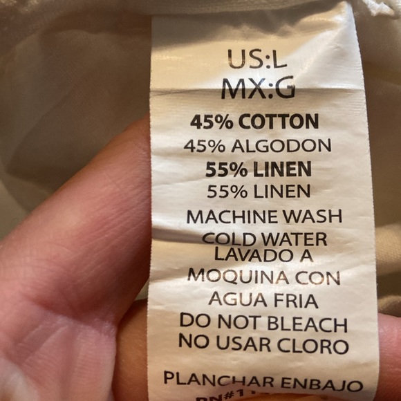 ⭐️ Linen by Basix of America White Shorts - Picture 13 of 15